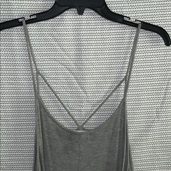 Super Cute Summer Tank! - Picture 3 of 5